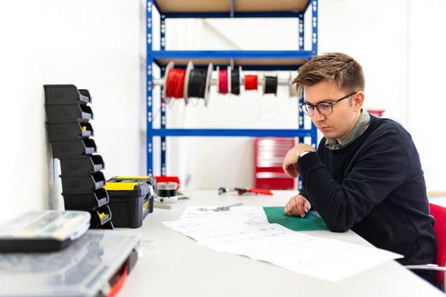 project engineer working